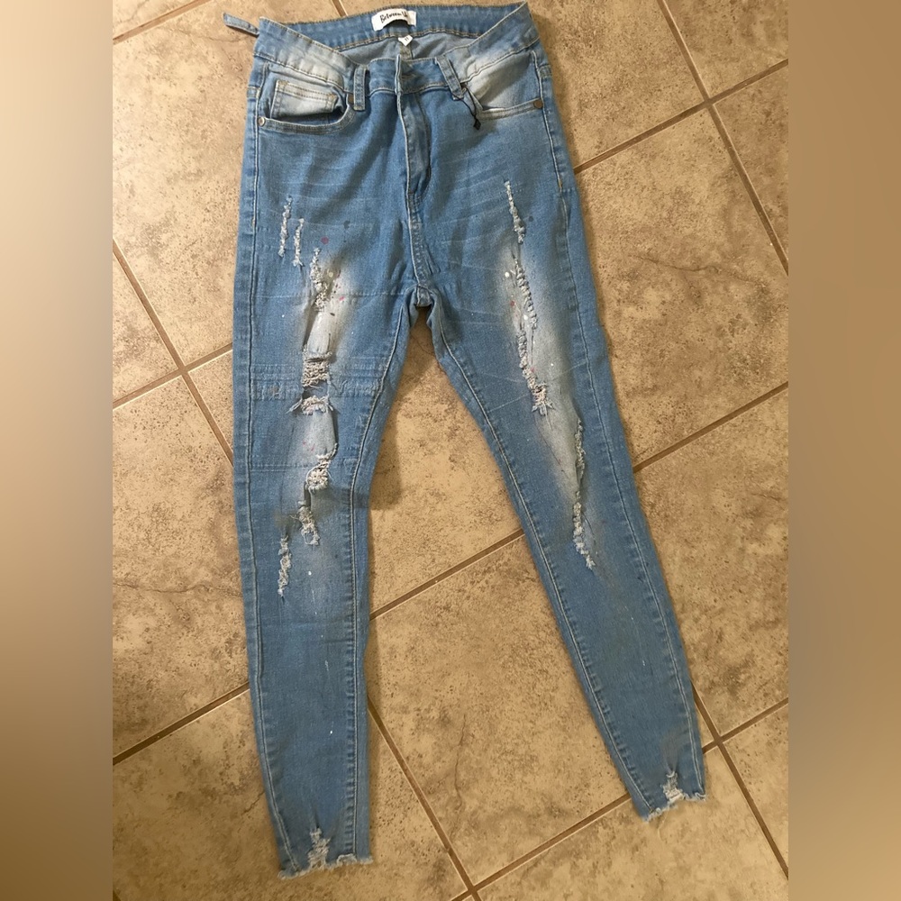 BLUE N WHITE BLEACH LOOKING JEANS